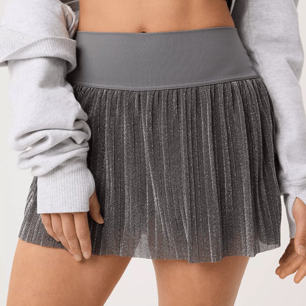 OFFLINE By Aerie Real Me Pleated Glitter Skort in Shell Gray